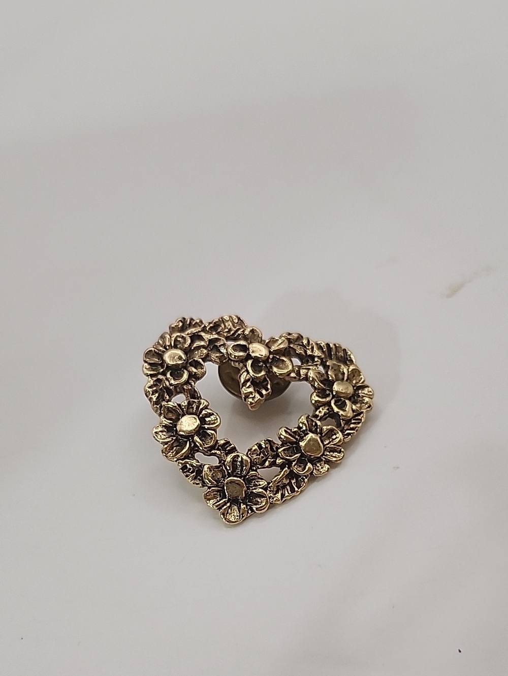 Vintage Camco Flower Heart Pin/Brooch